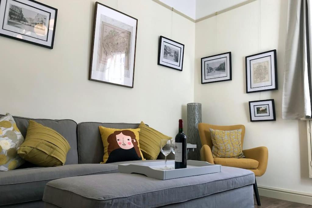 Grade II Townhouse, Ledburyヴィラ エクステリア 写真